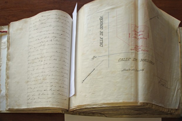 notaris4_compraventa_terrenos_sagrada_familia